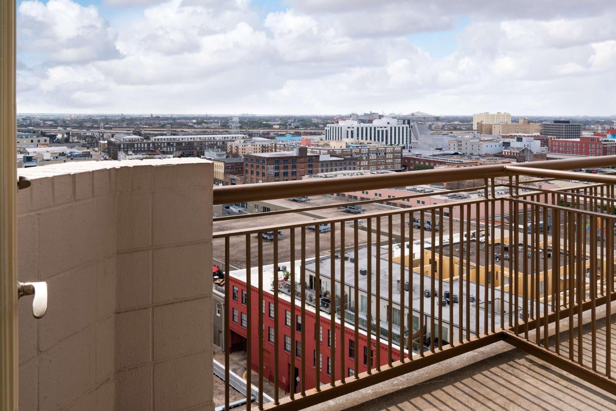 Embassy Suites By Hilton New Orleans Convention Center Exterior foto
